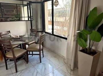 Casa · 61m² · 3 Ambientes · 1 Cochera · Venta! Duplex 3 Ambientes