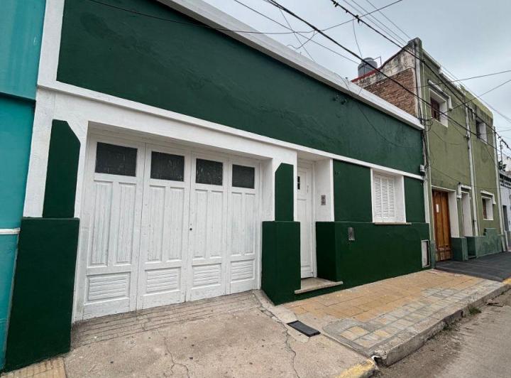 Casa · 130m² · 5 Ambientes · 1 Cochera