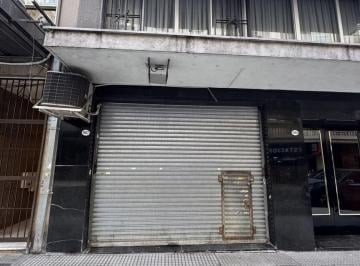 Local comercial · 95m² · Local en Venta en Recoleta, Muy Amplio y con Excelente Ubicación