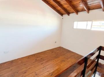 Casa · 80m² · 3 Ambientes · 1 Cochera · Venta Duplex en Complejo Cerrado con Patio y Cochera