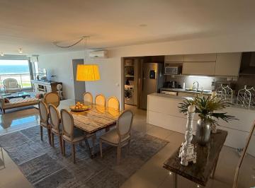 Departamento · 160m² · 4 Ambientes · 1 Cochera · Edificio Onix. Apartamento de 3 Dorm. Venta y Alq Temporario.
