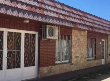 Casa · 85m² · 2 Dormitorios · 1 Cochera · Casa 2 Dorm. - B ° San Martin
