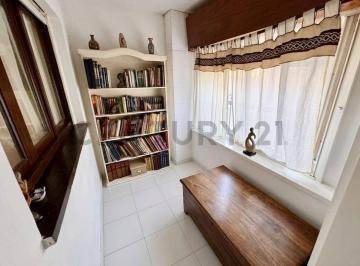 PH · 68m² · 3 Ambientes · PH 3 Amb Refaccionado en Venta en Villa Maipú