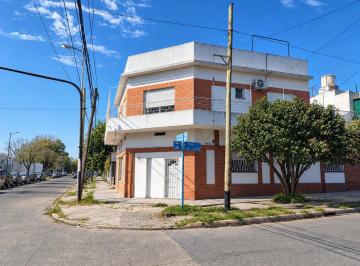 Frente · Local en Venta en Villa Ballester