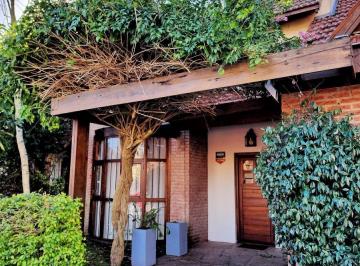 Casa de 5 ambientes, Mar del Plata · Alquiler Casa 5 Ambientes 3 Plantas con Parrilla en Caisamar
