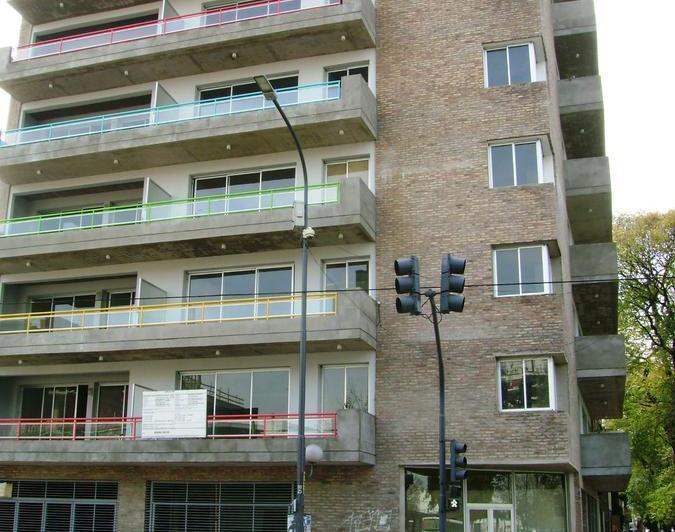 Departamento · 48m² · 2 Ambientes · 1 Cochera