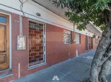 Casa · 44m² · 2 Ambientes · Casa 1 Dormitorio con Patio Ingreso Independiente