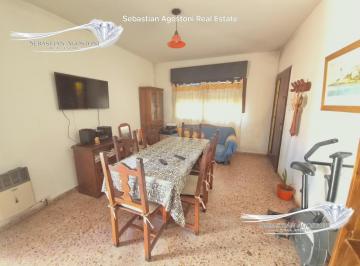 Casa · 75m² · 3 Ambientes · Alquiler Casa 3 Ambientes con Cochera