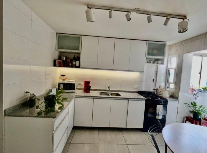 Venta Depto 4 Ambientes con Dependencia