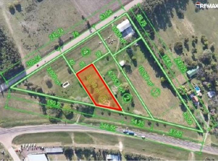 Terreno · 3290m²