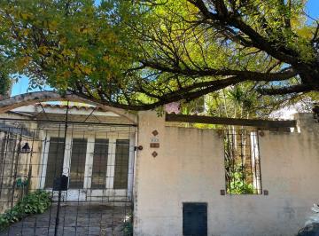 Casa · 133m² · 4 Ambientes · Venta Casa 2 Dorm. a Refaccionar