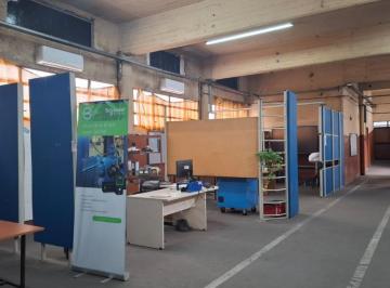 Depósito · 1100m² · Venta Depósito de 1300 m Cub. en Valentín Alsina