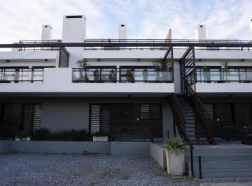 Departamento · 3 Ambientes · Apartamento en Alquiler Temporario Mar Adentro 101 | 2 Dorm. | Jacuzzi | Manantiales
