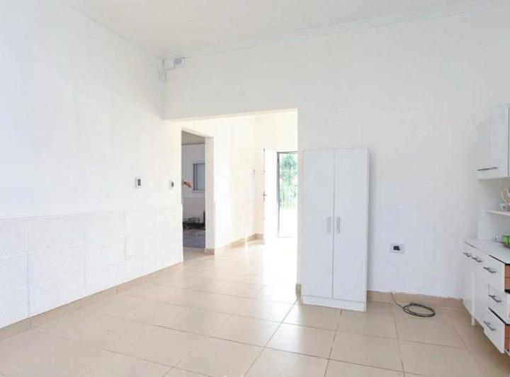 Casa · 74m² · 4 Ambientes · 1 Cochera