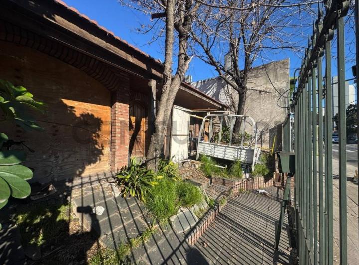 Casa · 167m² · 6 Ambientes · 1 Cochera