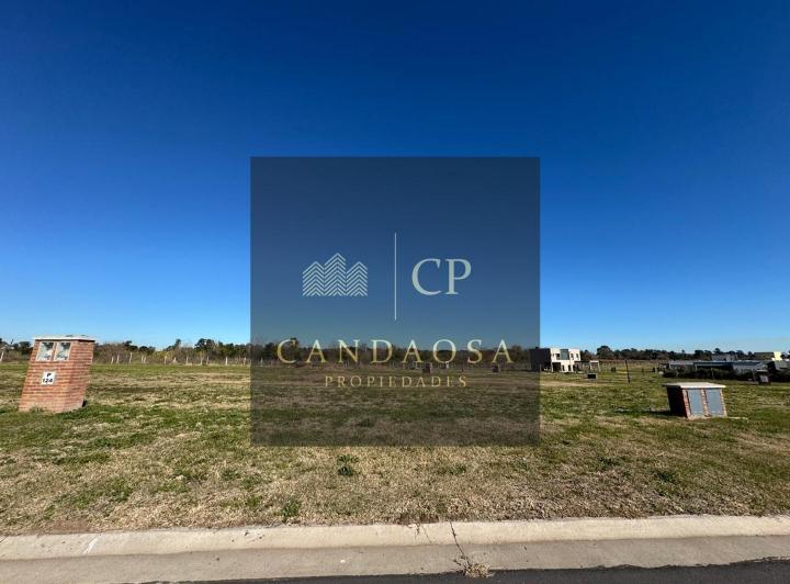 Terreno · 689m²