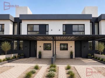 Casa · 250m² · 6 Ambientes · Duplex en Venta a Estrenar - 7 Soles - Barrio Alqarias.