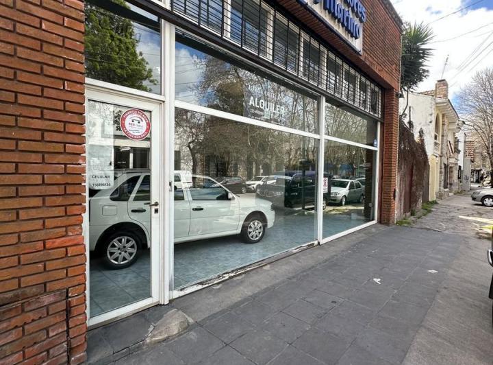 Local comercial · 312m²