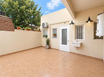 Casa · 85m² · 3 Ambientes · Casa 3 Dorm. en Devoto