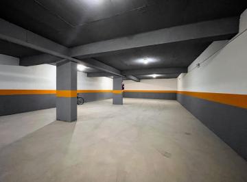 Garage · 12m² · 1 Cochera · A Estrenar - Dean Funes 1021 Cochera Fija Cubierta