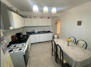 PH · 64m² · 3 Ambientes · PH 3 Ambientes. Terraza Propia. 98 m² Totales