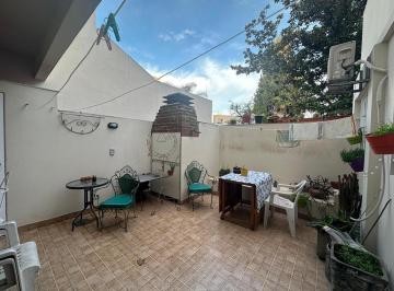 PH · 83m² · 4 Ambientes · PH Devoto. 117 m² Totales
