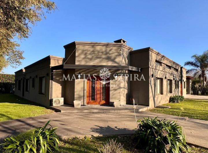 Casa · 150m² · 4 Ambientes · 1 Cochera