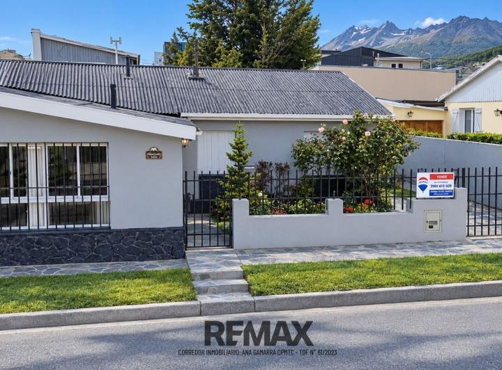 Casa · 191m² · 7 Ambientes · 1 Cochera
