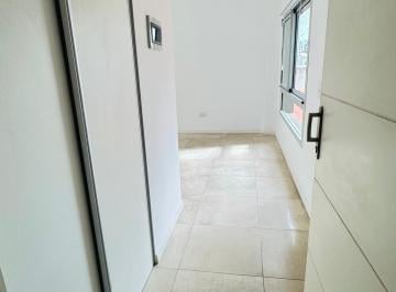 Departamento · 35m² - Sergio Vinocur · Dueño Alquila Excelente Monoambiente en Caballito, Apto Profesional.