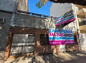 Casa · 170m² · Venta Casa a Refaccionar Sobre Lote de 170 m² en Parque Cha