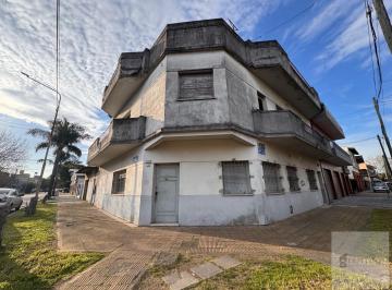 PH · 132m² · 4 Ambientes · 1 Cochera · PH Planta Baja 4 Ambientes con Jardin, Losa de 60 m Cuadrados y Terraza