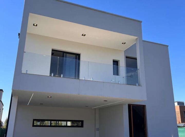 Casa · 186m² · 4 Ambientes