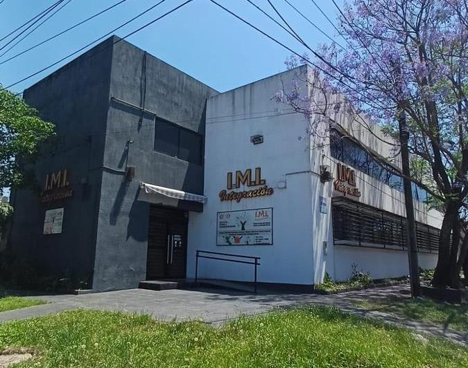 Local comercial · 590m² · 27 Ambientes