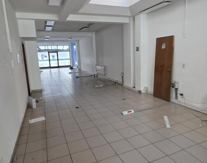 Local comercial · 309m² · 2 Cocheras