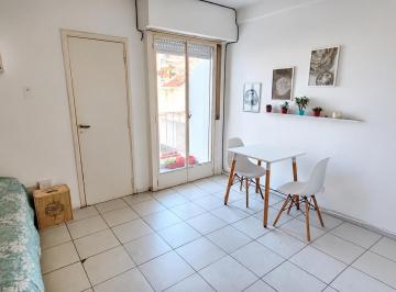 Departamento · 23m² · 1 Ambiente · Alquiler Flores Monoambiente Súper Luminoso Excelente Ubicación