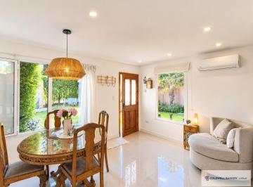 Casa · 175m² · 5 Ambientes · 4 Cocheras · Casa en Venta - Canning Centro