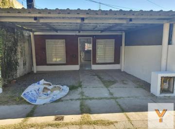 PH · 62m² · 2 Ambientes · 2 Cocheras · PH en Venta - 1 Dormitorio 1 Baño - La Plata