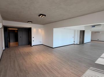 Oficina comercial · 83m² · Oficina en Canning (Ezeiza)