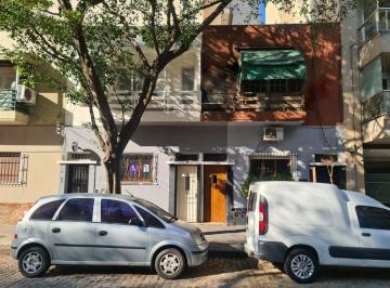 PH de 2 ambientes, Belgrano · Zapiola 2300, Belgrano R. PH Sin Expen. Piso 1 X Esc. Al Frente. Reciclado. 2 Amb. Balcón. 57 m² Tot