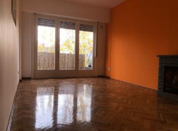 Departamento de 3 ambientes, Velez Sarsfield · 3 Amb Al Fte C/balcon 2 Piso por Escalera