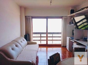 Departamento · 45m² · 2 Ambientes · Departamento en Alquiler Temporario - 1 Dormitorio 2 Baños - Miramar