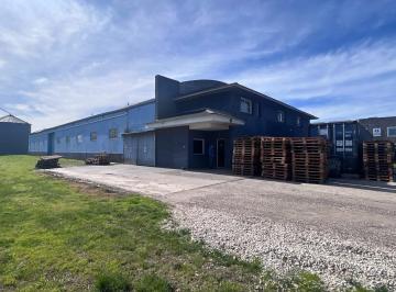 Oficina comercial · 1500m² · Planta Industrial en Venta