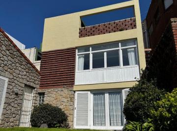 PH de 4 ambientes, Mar del Plata · Venta Importante Propiedad en PH de 4 Amb. C/ Terraza. Primera Linea de Mar
