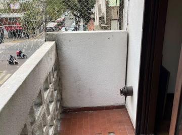 Departamento de 1 ambiente, Caballito · Amplio Depto de 1 Amb, Al Frente, Balcón, Cocina Separada Sup Lum, Apto Prof, Excelente Ubicación