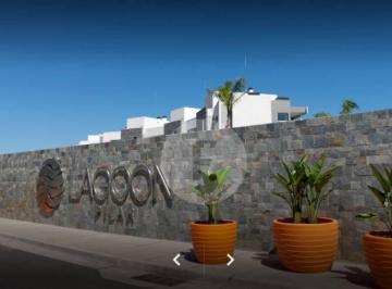Casa · 175m² · 4 Ambientes · 1 Cochera · Casa en Alquiler de Temporada, 4 Ambientes, 3 Dorm., en Lagoon - Plaza.