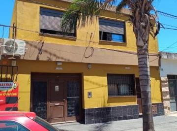 Casa · 179m² · 6 Ambientes · Casa en Venta - 5 Dorm. 3 Baños - Córdoba