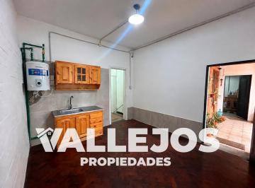 Departamento · 35m² · 2 Ambientes · Dpto 2 Ambientes - a Dos Cuadras de Estacion Monte Grande | Alquiler