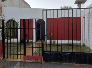 Casa · 109m² · 3 Dormitorios · Casa en Venta 3 Dorm. en Tunuyan, Mendoza
