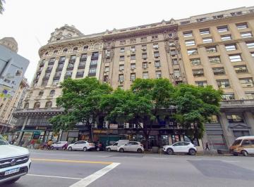 Oficina comercial · 198m² · 8 Ambientes · 2 Cocheras · Centro. Imponente Oficina - Estado Impecable