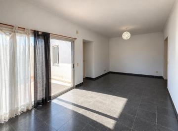 PH · 35ha · 2 Ambientes · Alquiler - PH / Oficina 2 Ambientes con Patio - Sin Expensas!